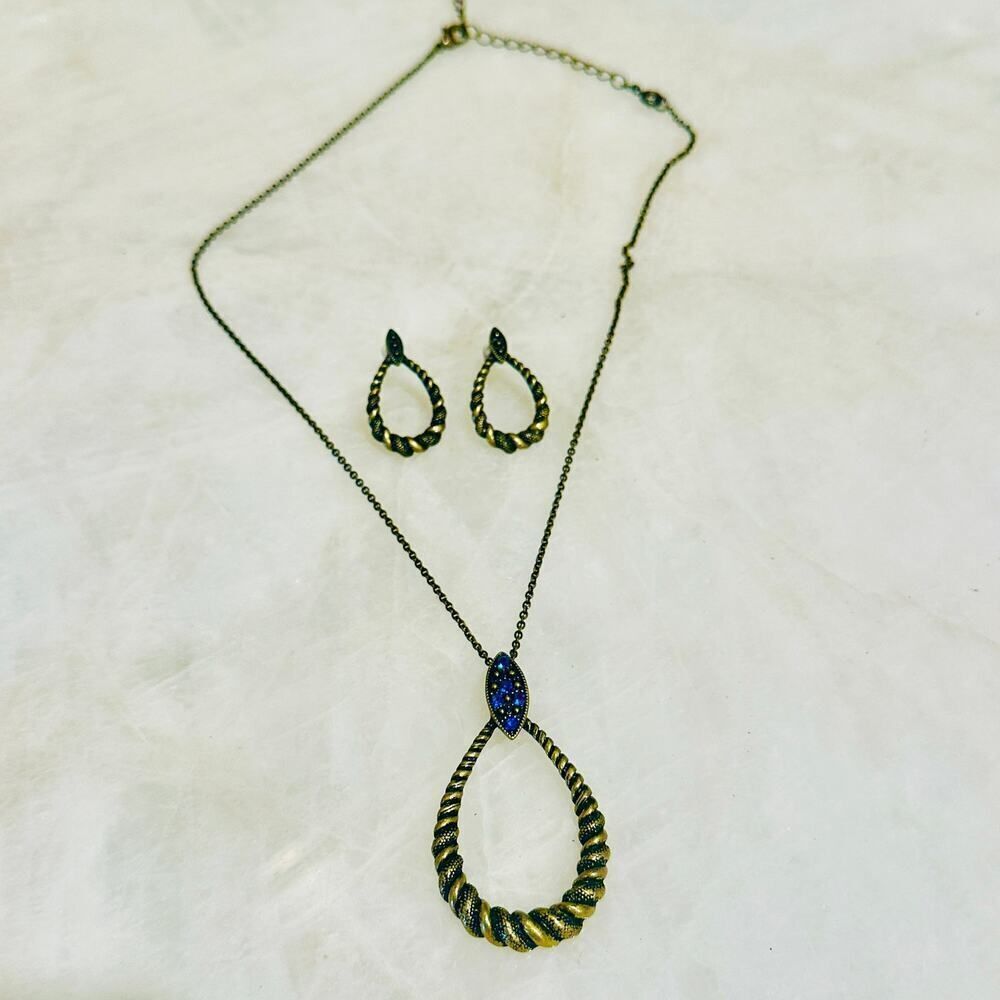 Vintage Avon Twist Necklace & Earring Blue Rhinestones